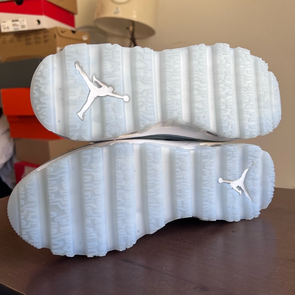 Nike Air Jordan Mae UNC Blue Men’s Sz 10 / 10.5 Sneakers Shoes CT4539-400 - Picture 3 of 3